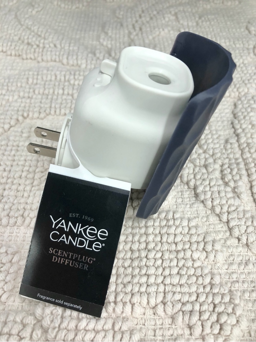 🌶️$7🌶️ NEW YANKEE CANDLE SCENTPLUG® DIFFUSER Warmer, 1 ct, Blue White
